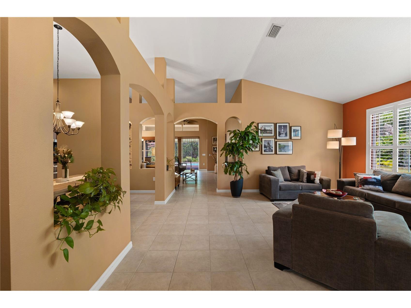 9020 N River Road Tampa FL 33635 TB8436908 image5