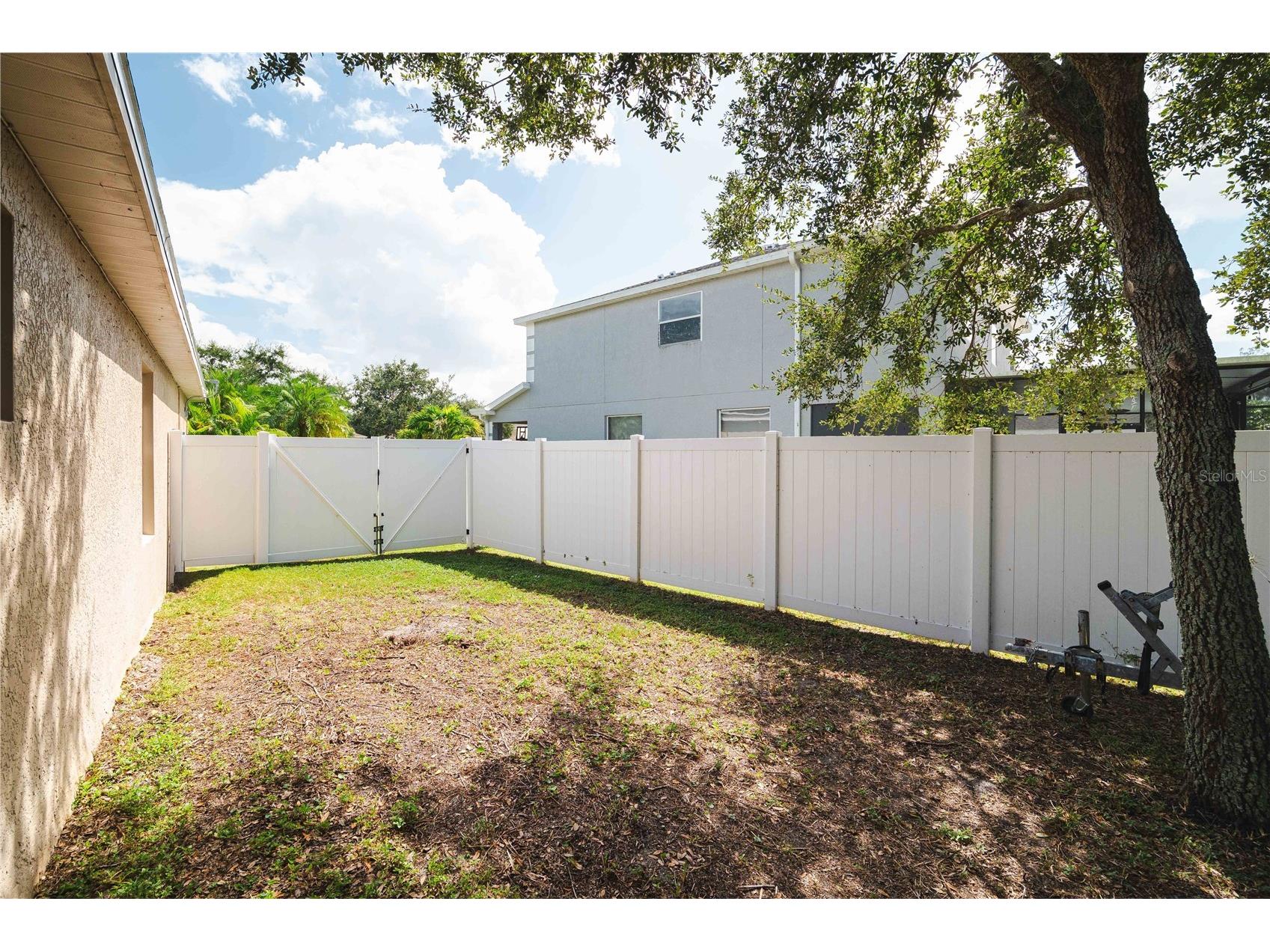 9020 N River Road Tampa FL 33635 TB8436908 image64