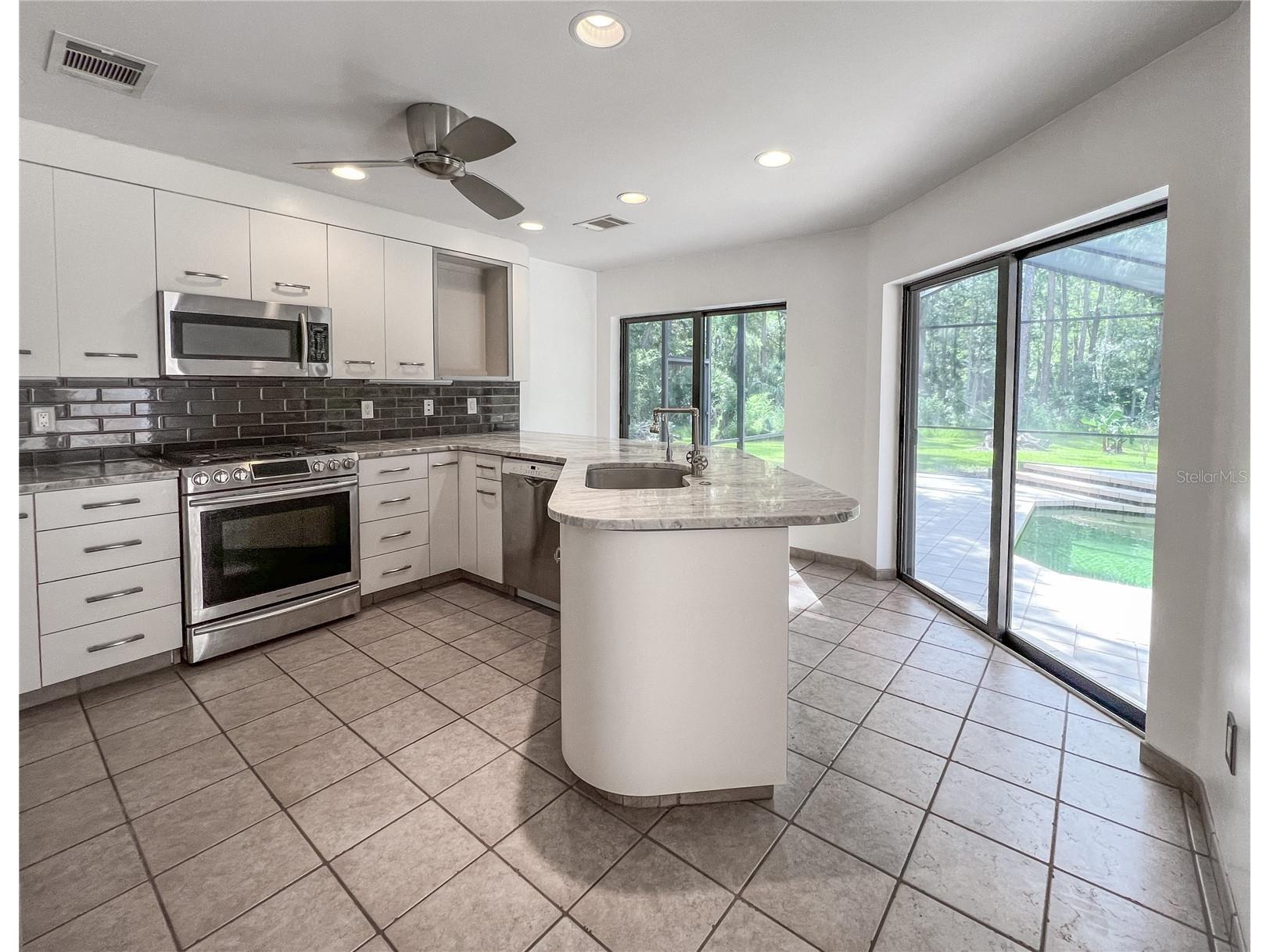 9020 Shenandoah Run Wesley Chapel FL 33544 TB8521153 image16