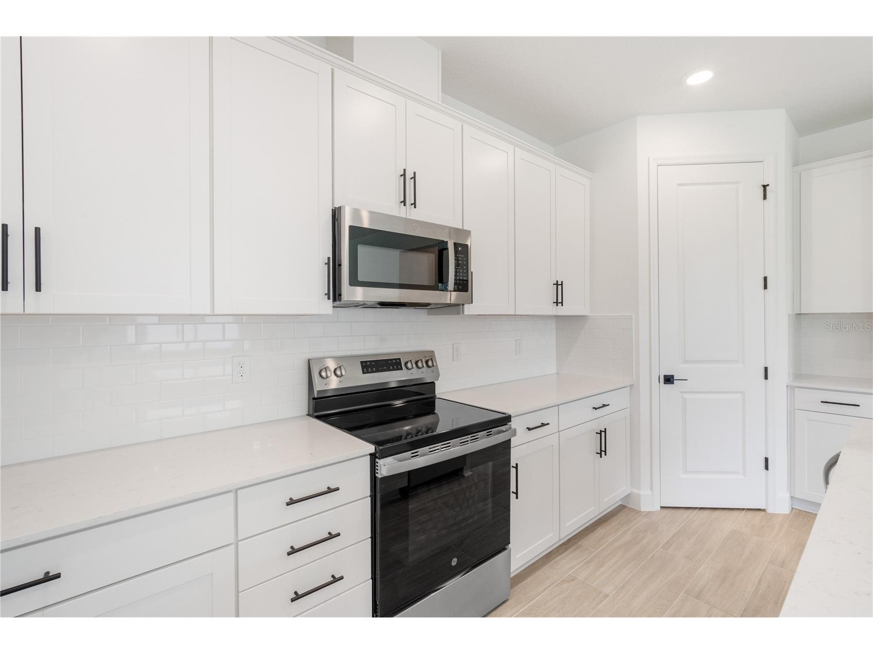 9021 Players Drive Weeki Wachee FL 34613 S5127463 image15