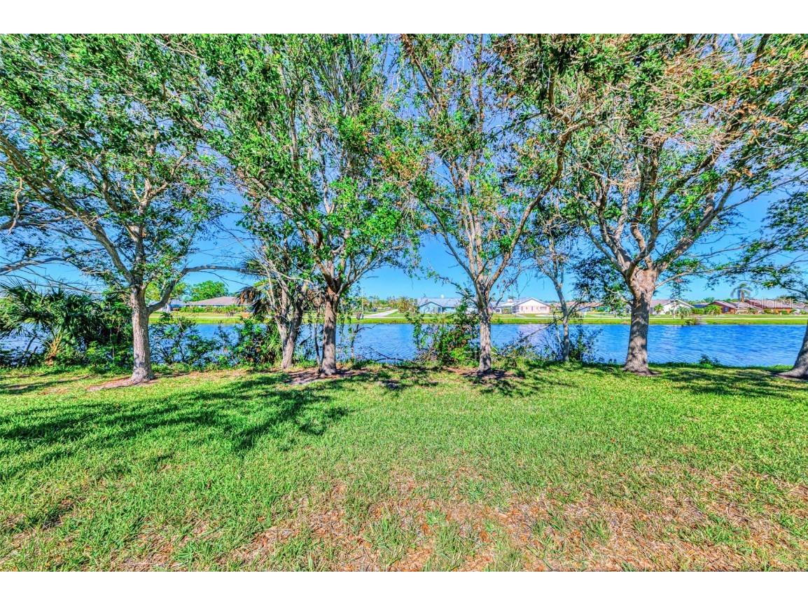 9022 Coachman Drive Venice FL 34293 A4653339 image46