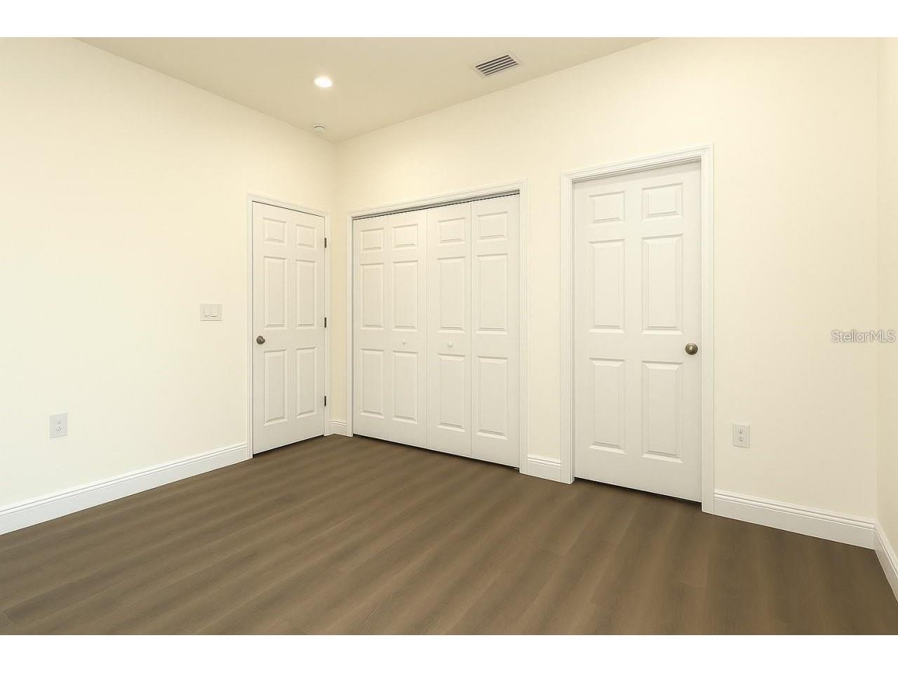 9022 Glenarm Way Weeki Wachee FL 34613 W7884184 image8