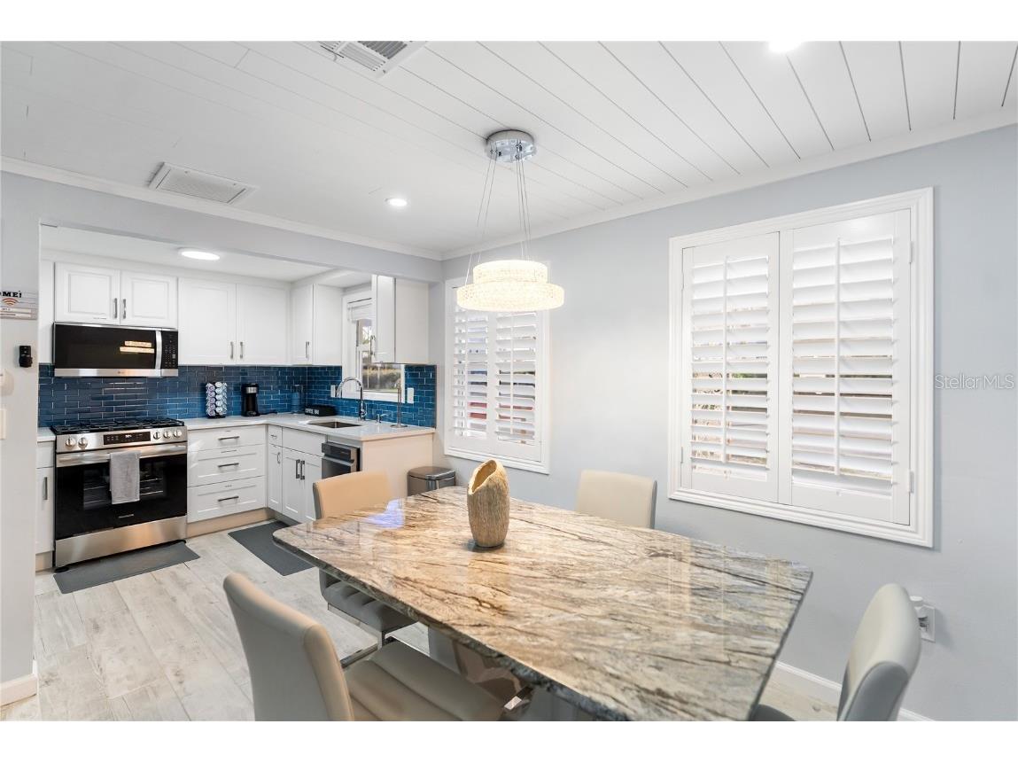 9022 Midnight Pass Road #112 Sarasota FL 34242 A4667321 image11