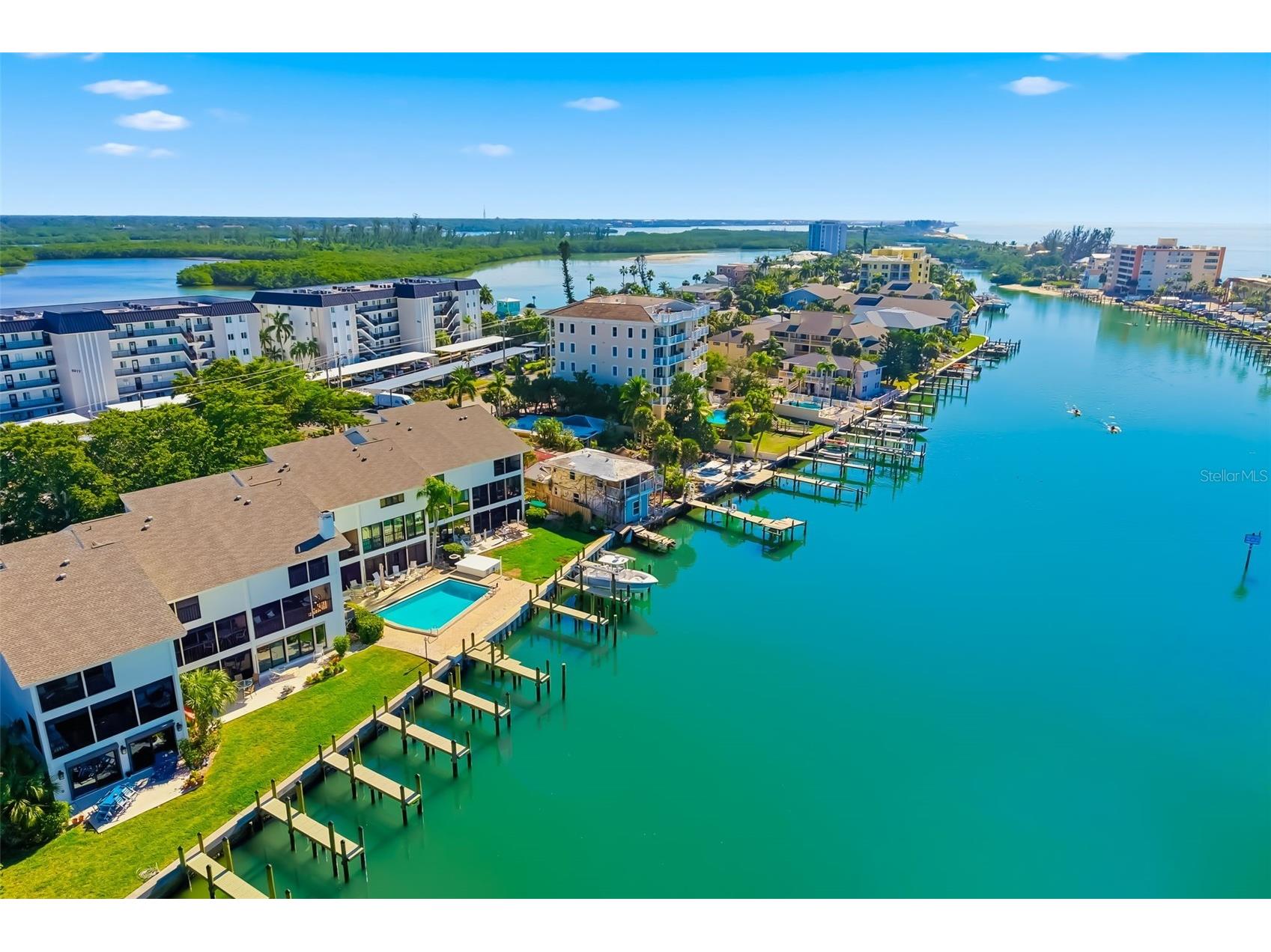 9022 Midnight Pass Road Sarasota FL 34242 A4687297 image10
