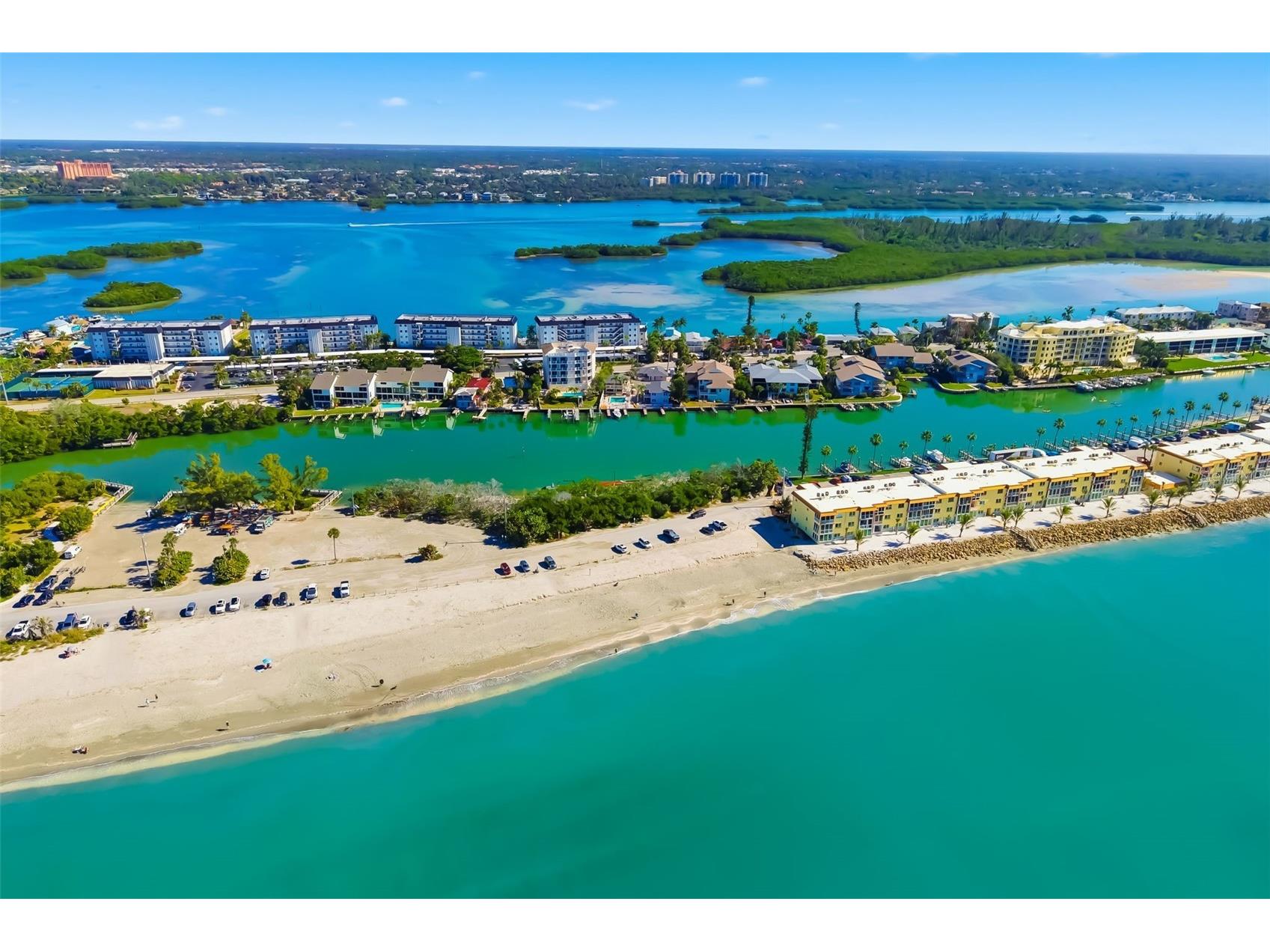 9022 Midnight Pass Road Sarasota FL 34242 A4687297 image11