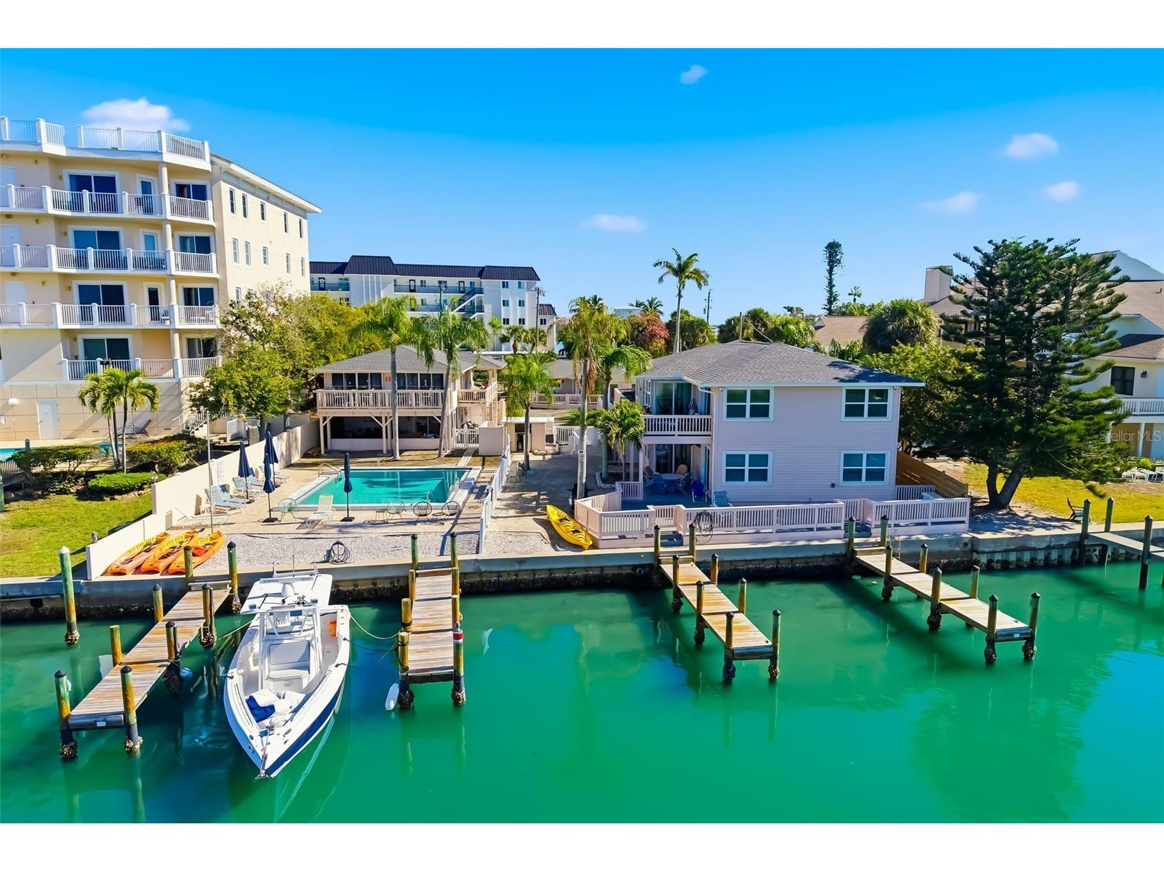9022 Midnight Pass Road Sarasota FL 34242 A4687297 image2