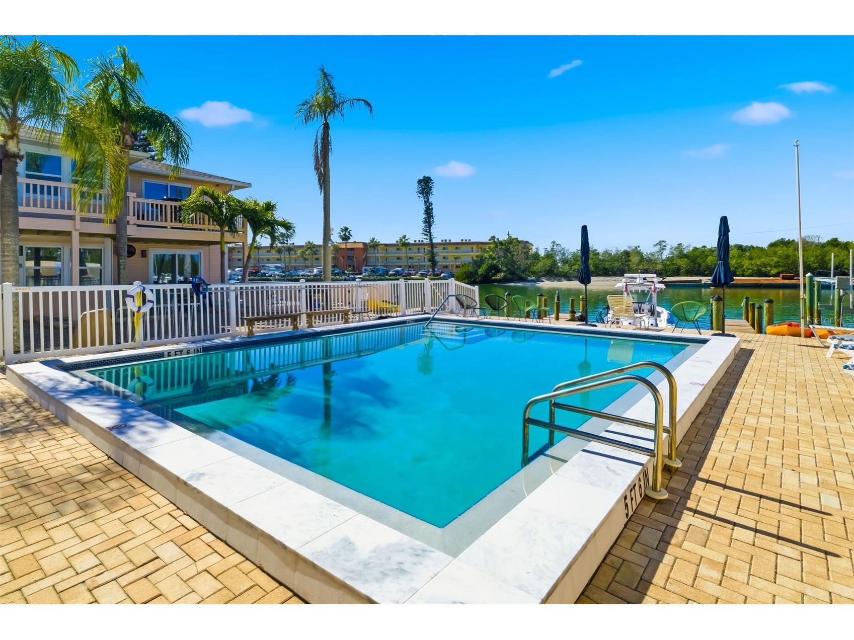 9022 Midnight Pass Road Sarasota FL 34242 A4687297 image28