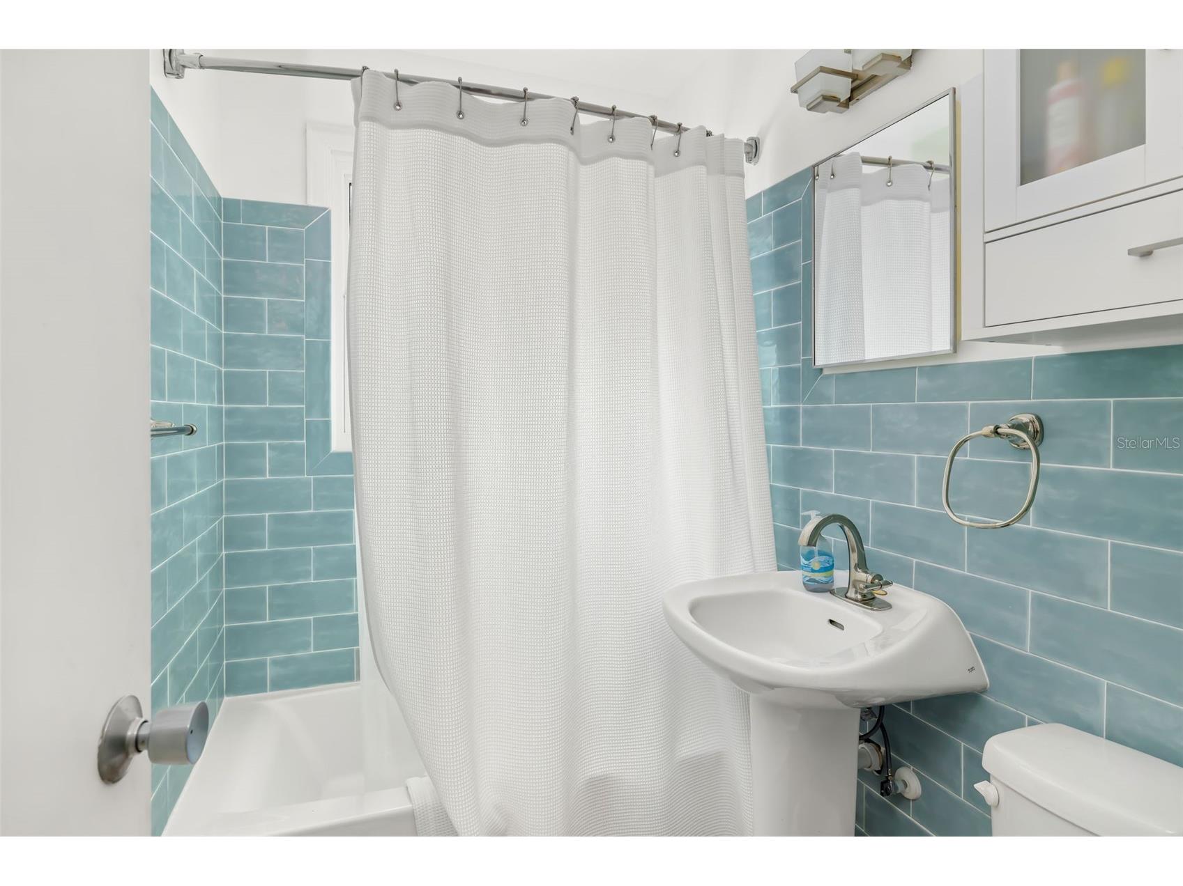 9022 Midnight Pass Road Sarasota FL 34242 A4687297 image82