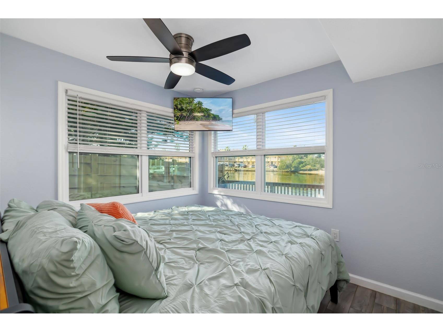 9022 Midnight Pass Road Sarasota FL 34242 A4687297 image91