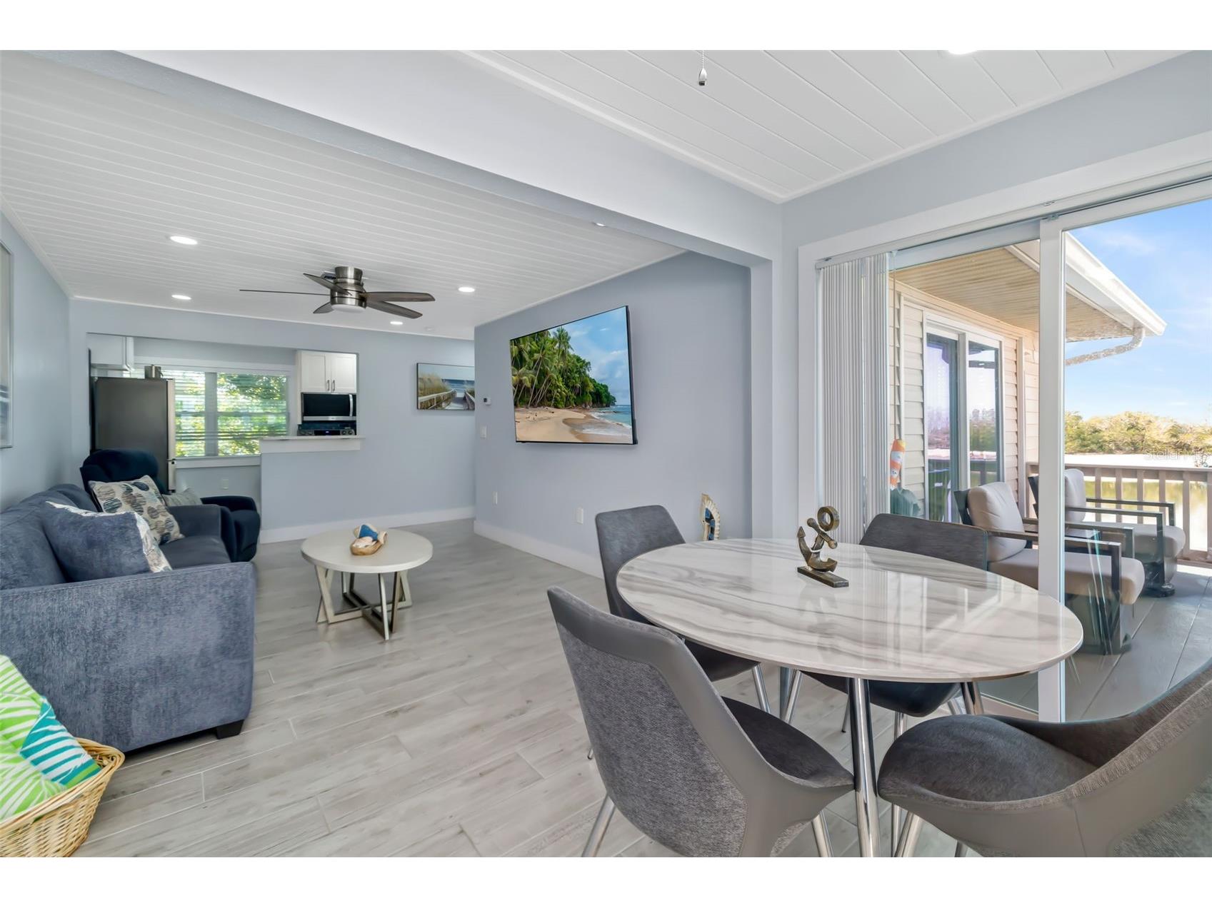 9022 Midnight Pass Road Sarasota FL 34242 A4687297 image92