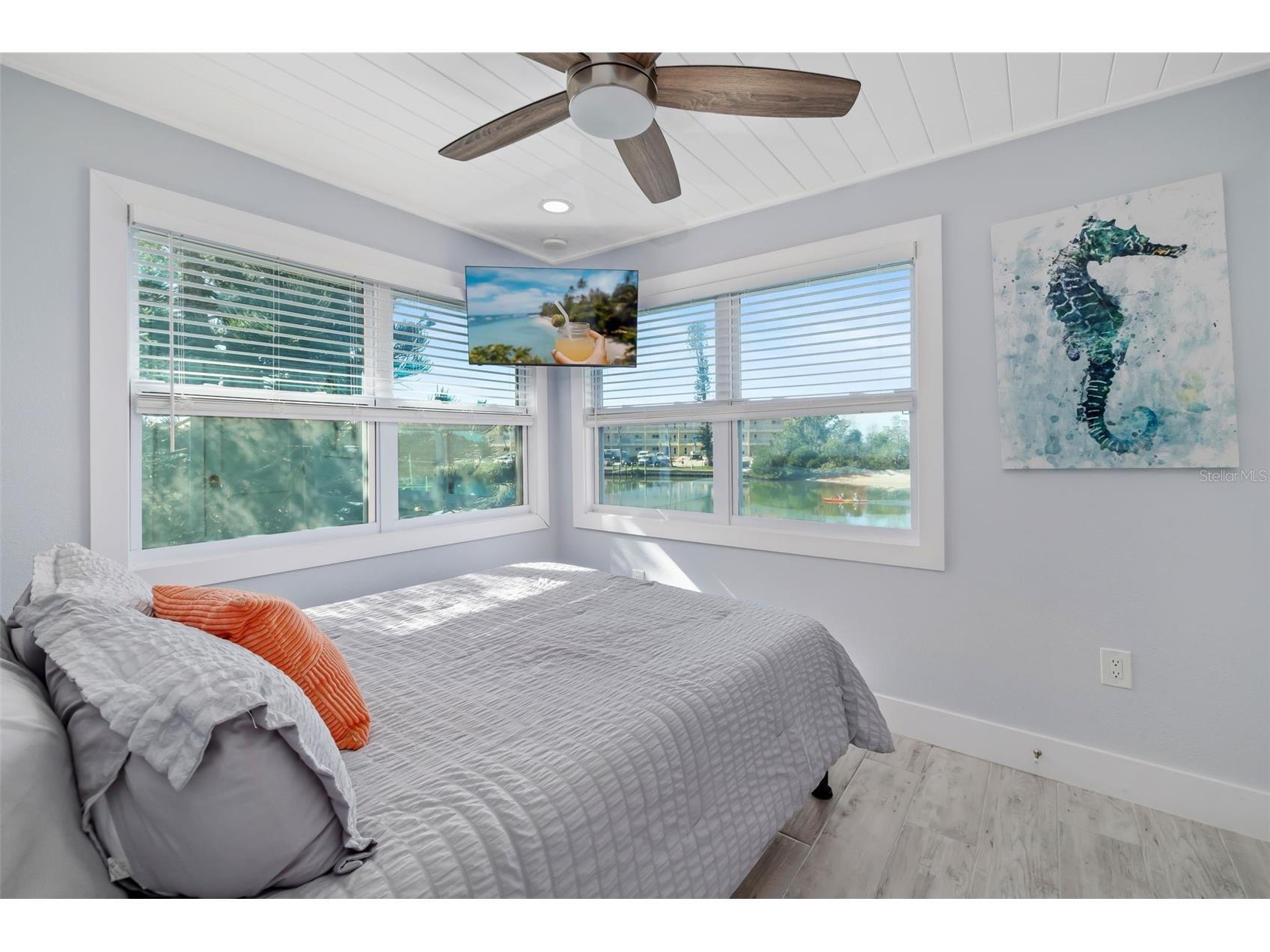 9022 Midnight Pass Road Sarasota FL 34242 A4687297 image97