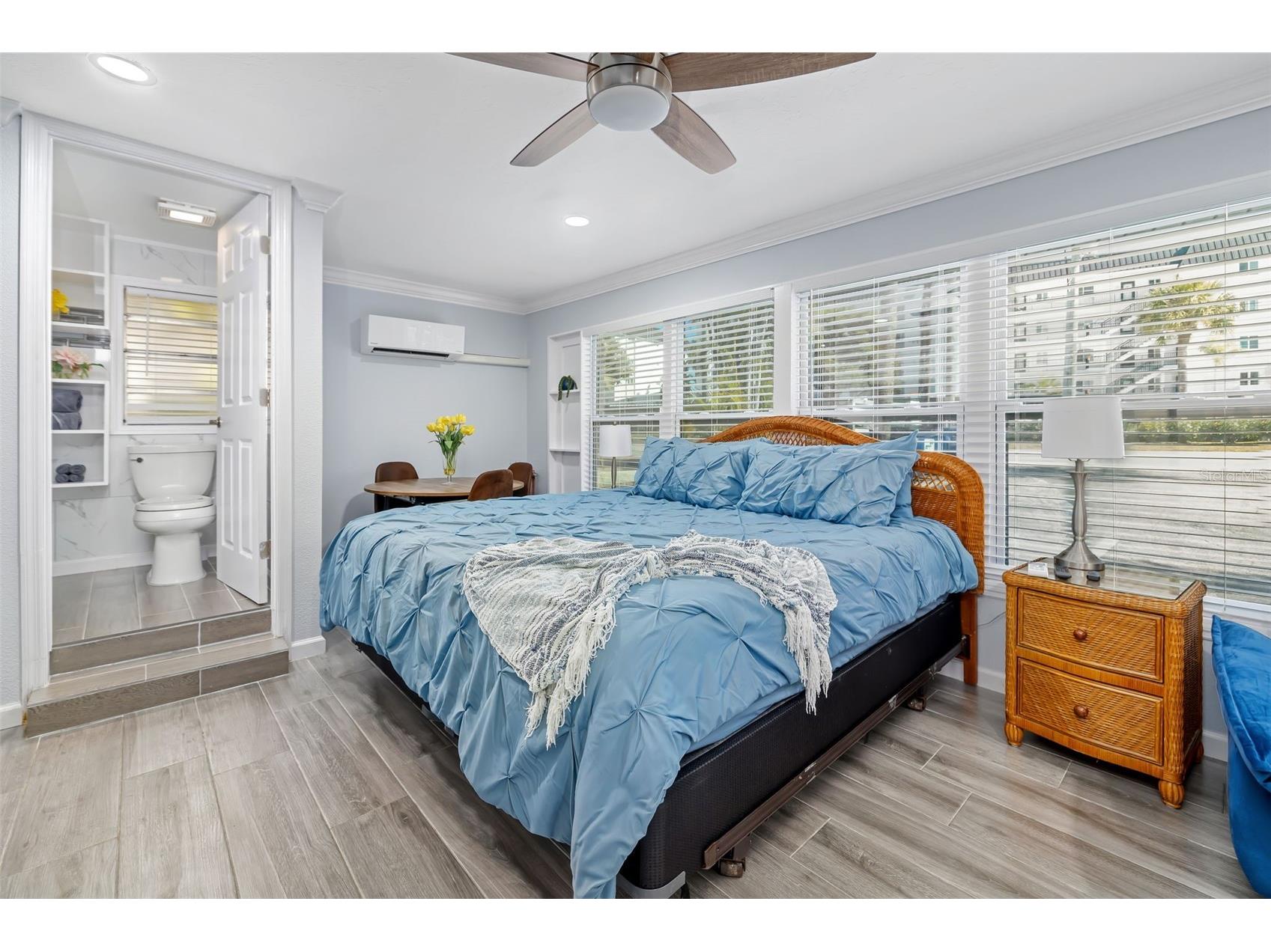 9022 Midnight Pass Road Sarasota FL 34242 A4687297 image99