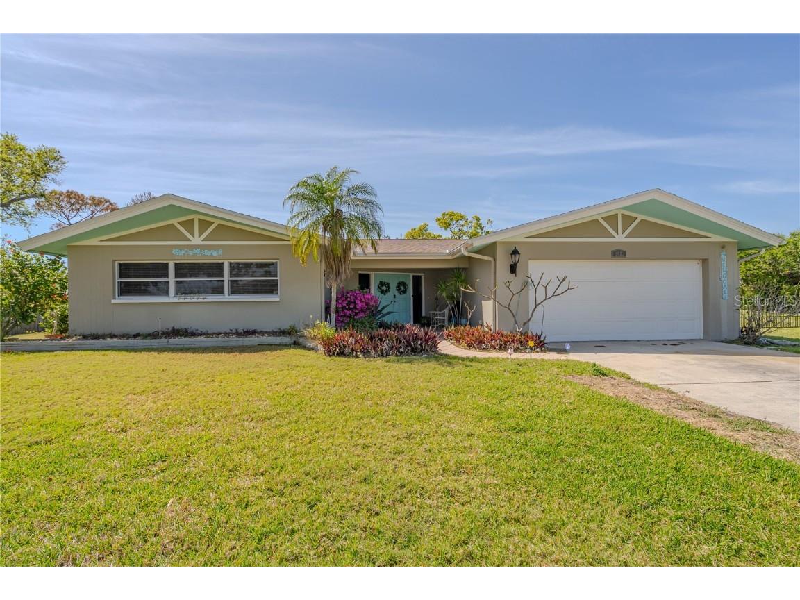 9022 St Andrews Drive Seminole FL 33777 TB8358165 image1