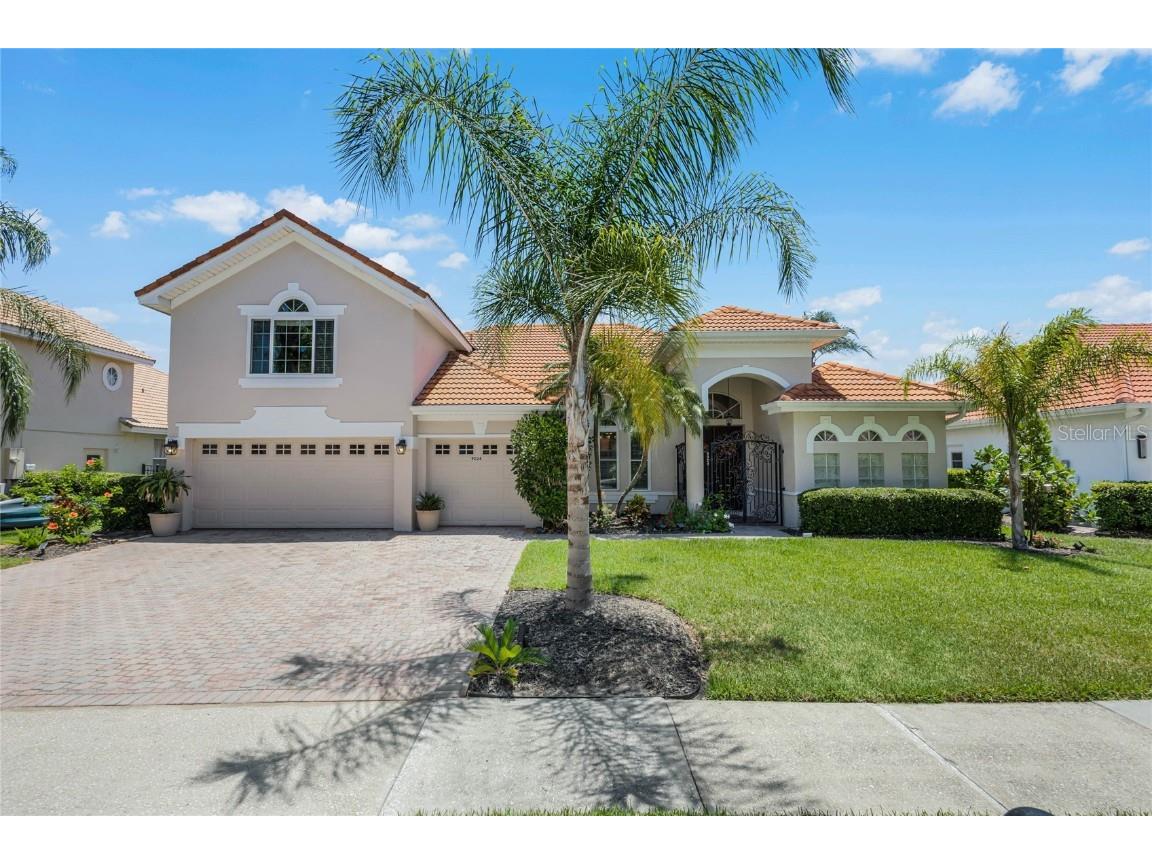 9024 Heritage Bay Circle Orlando FL 32836 - Big Sand Lake O6210422 image1