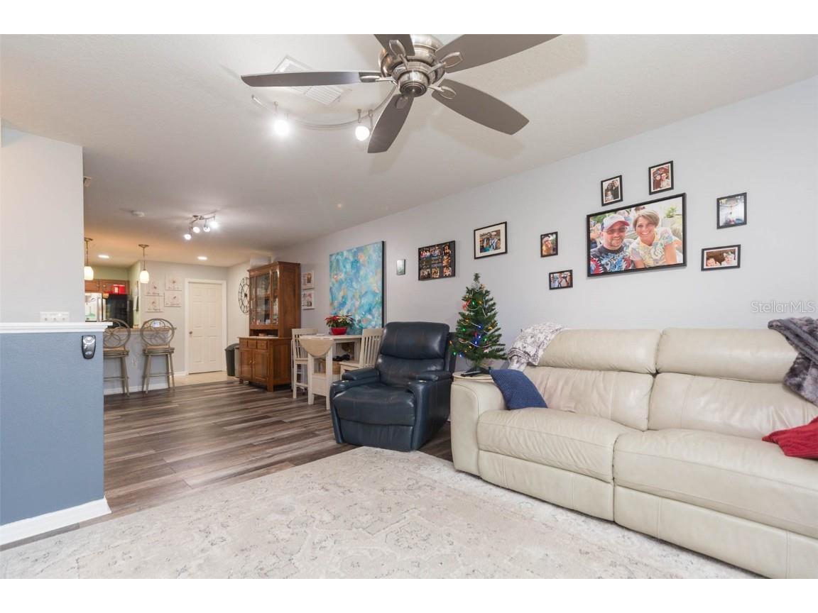 9024 White Sage Loop Lakewood Ranch FL 34202 TB8423224 image3