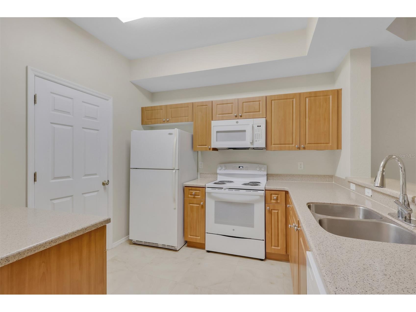9025 Colby Drive #2111 Fort Myers FL 33919 C7520219 image4