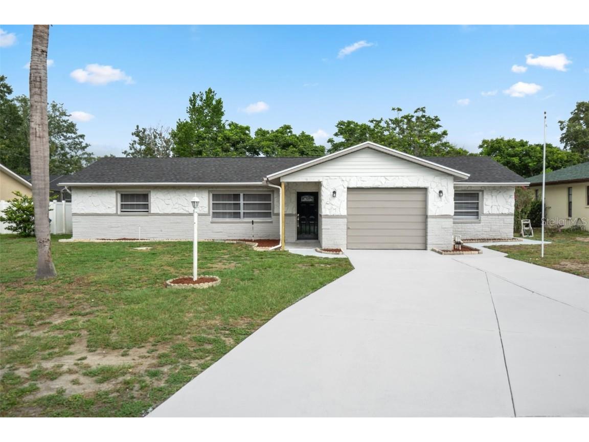 9025 Mccormick Street Spring Hill FL 34608 W7856362 image1