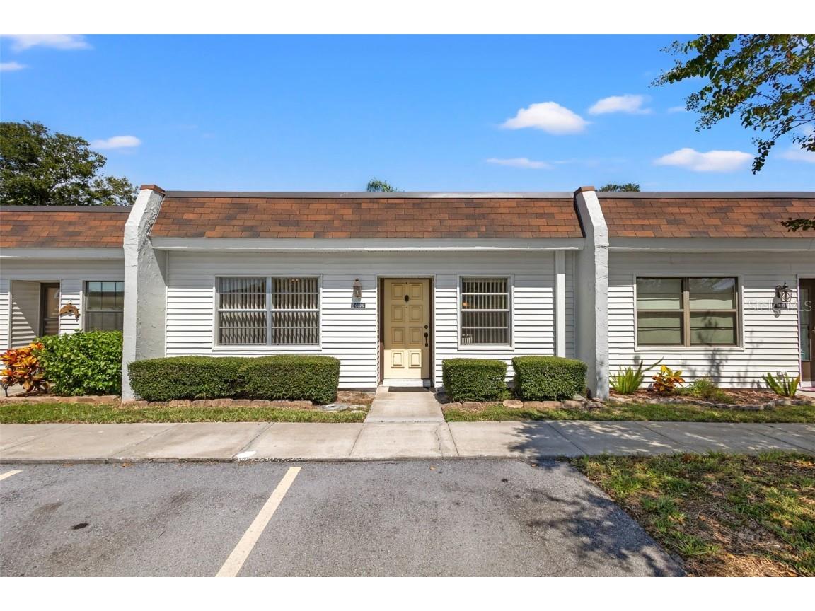 9025 Mission Oaks Boulevard Seminole FL 33776 U8253982 image1