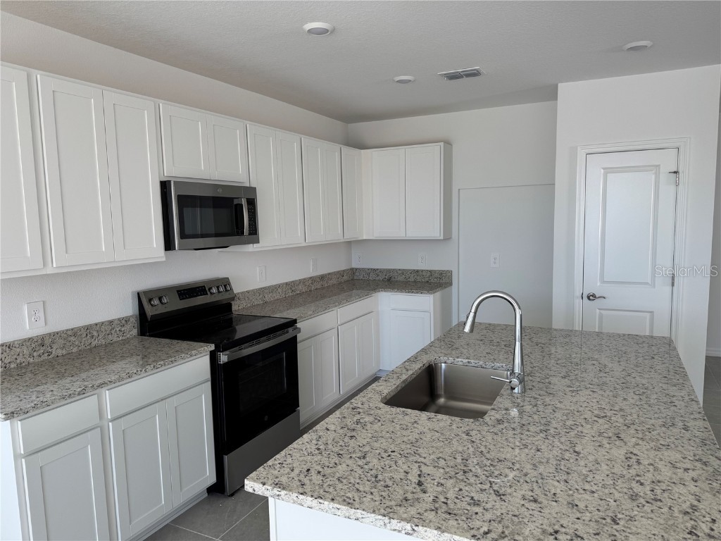 9026 Optimist Way Palmetto FL 34221 A4675504 image6