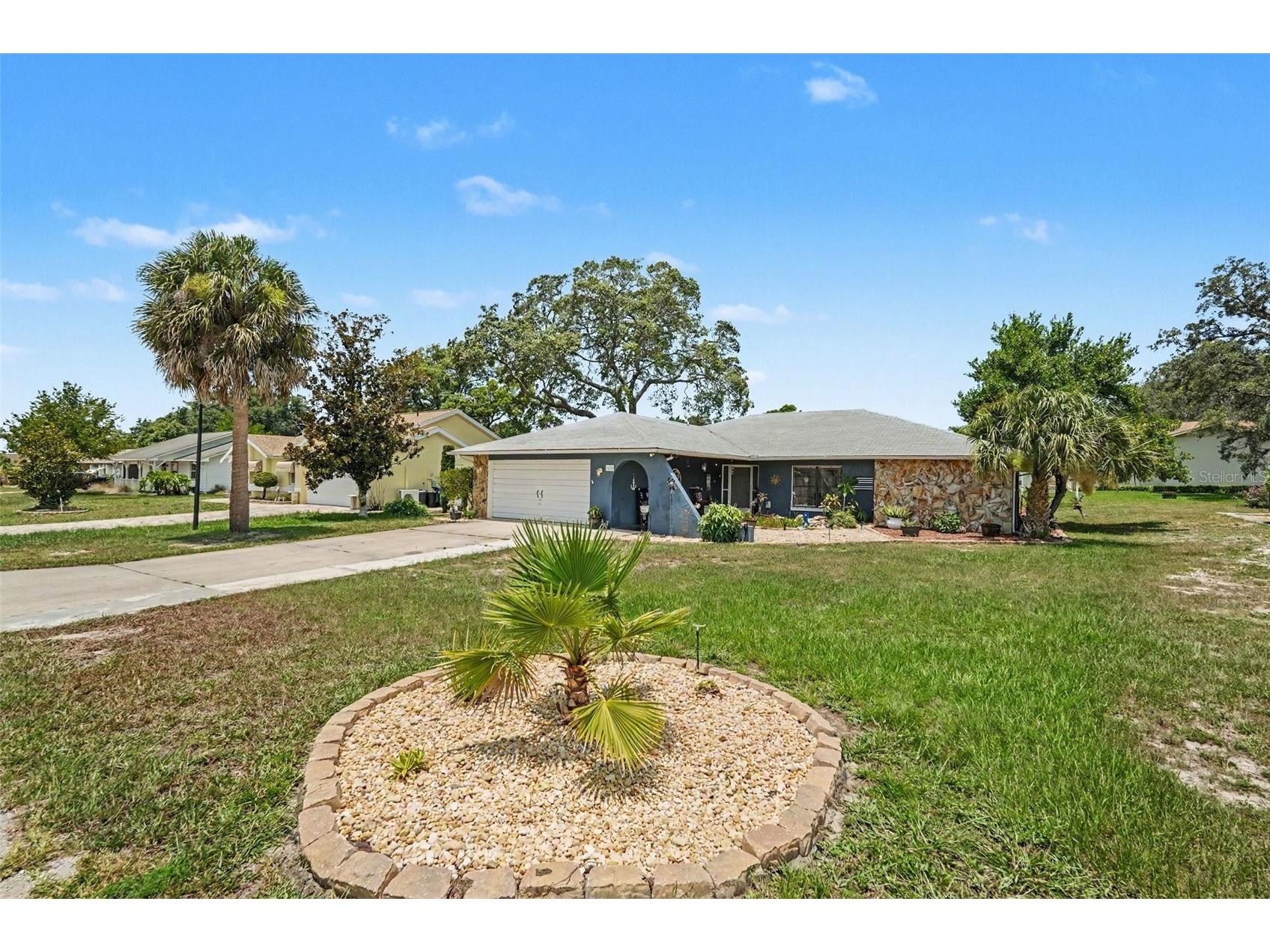 9027 Bonnet Way Weeki Wachee FL 34613 O6420431 image24