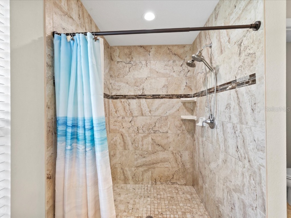 9027 Mavis Road Weeki Wachee FL 34613 W7879754 image32