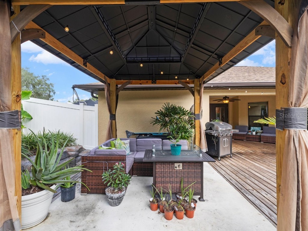 9027 Mavis Road Weeki Wachee FL 34613 W7879754 image35