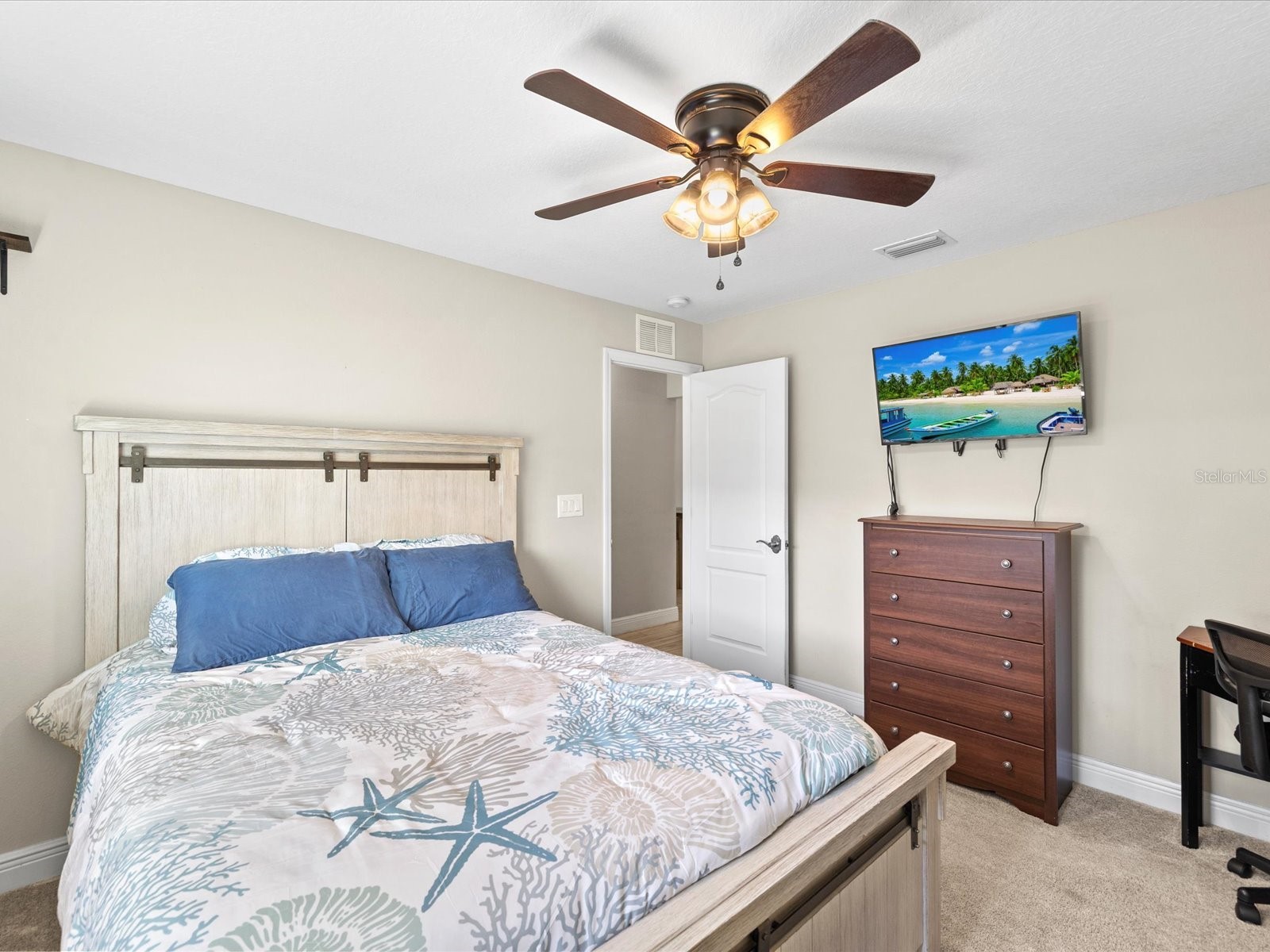 9027 Mavis Road Weeki Wachee FL 34613 W7886196 image11