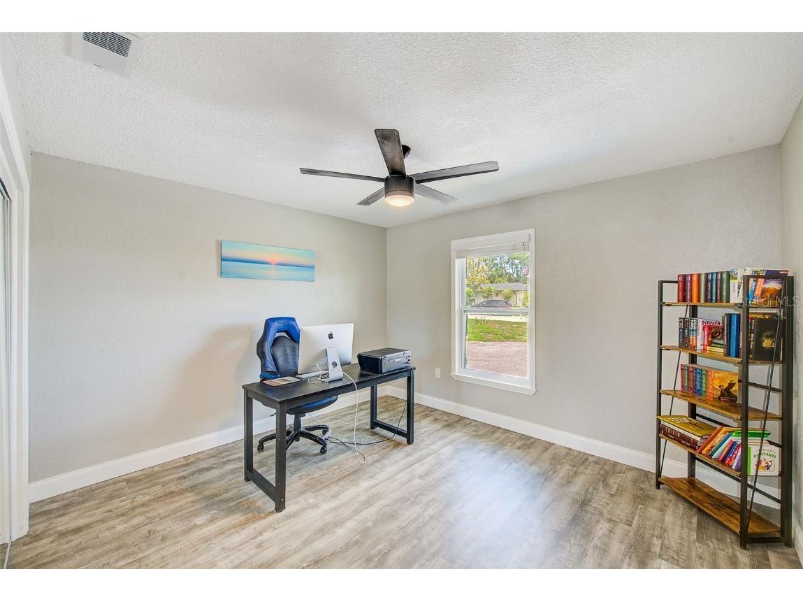 9027 Merrimoor Boulevard Seminole FL 33777 TB8396547 image25