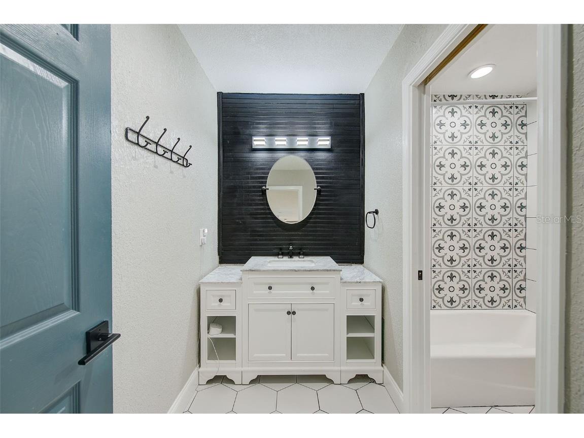 9027 Merrimoor Boulevard Seminole FL 33777 TB8396547 image32