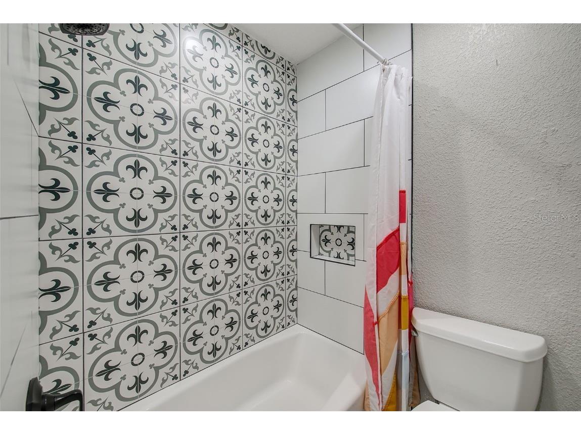 9027 Merrimoor Boulevard Seminole FL 33777 TB8396547 image33