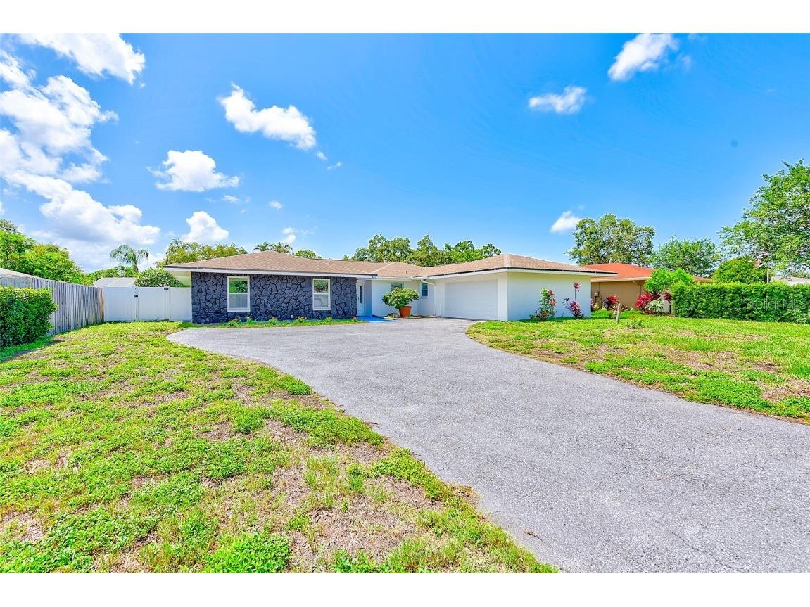 9027 Merrimoor Boulevard Seminole FL 33777 TB8396547 image35