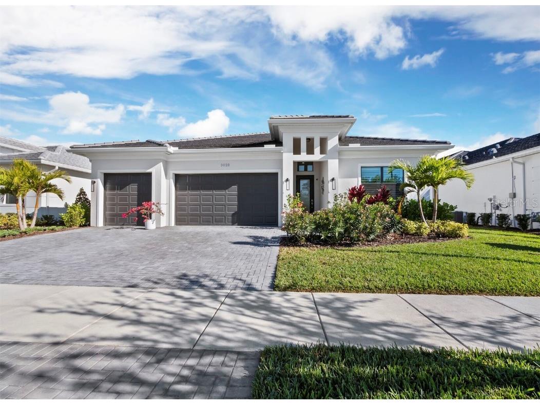 9028 Bernini Place Sarasota FL 34240 A4557209 image1
