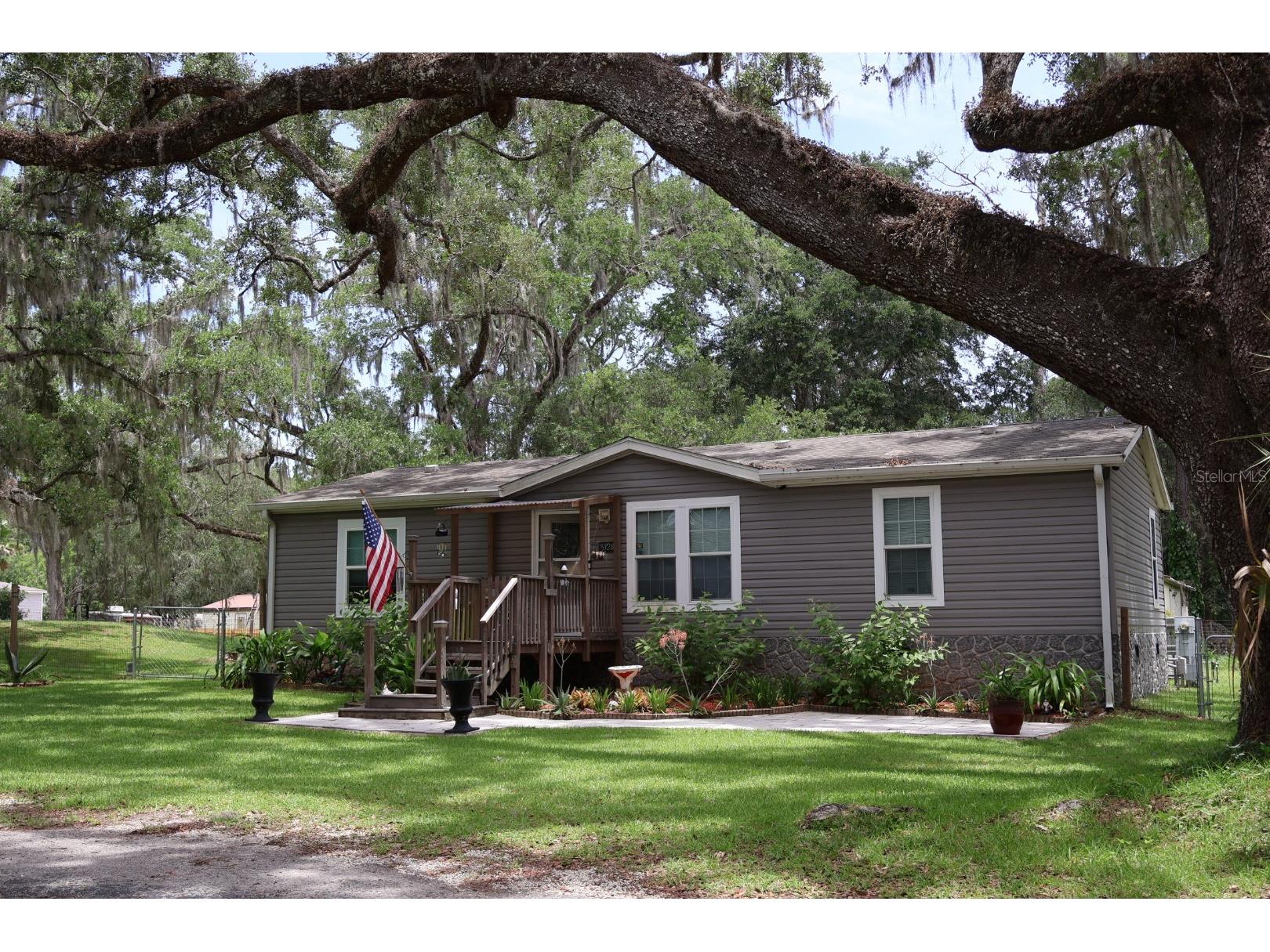 9028 West Street Brooksville FL 34601 TB8518787 image1