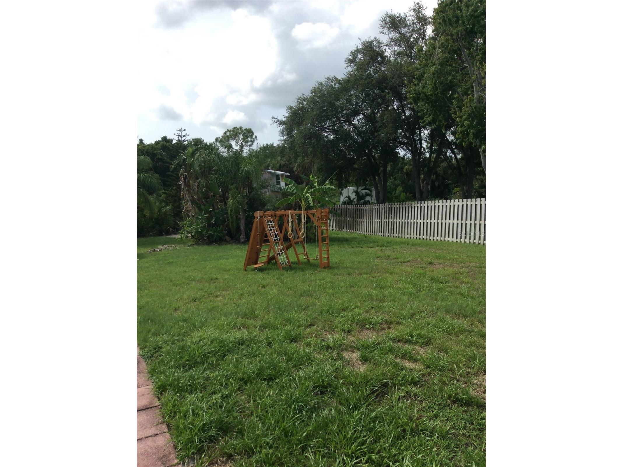 9029 Westbay Boulevard Tampa FL 33615 TB8529723 image52