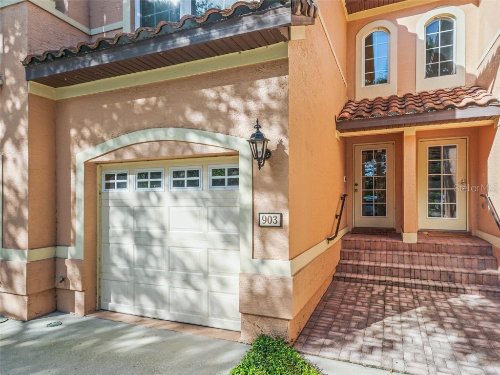 903 Camino Real Boulevard #903 Howey In The Hills FL 34737 O6044481 image1