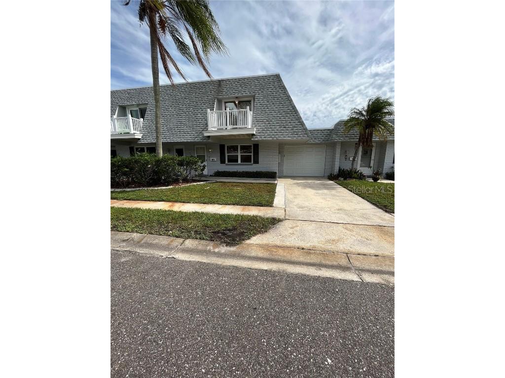 903 Cara Drive #903 Largo FL 33771 U8208812 image1