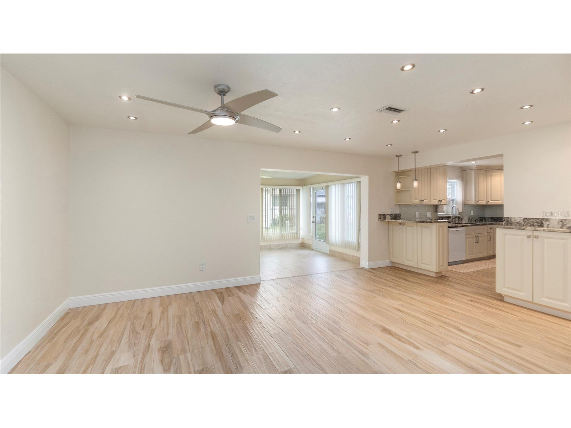 903 Cara Drive #903 Largo FL 33771 TB8487925 image10