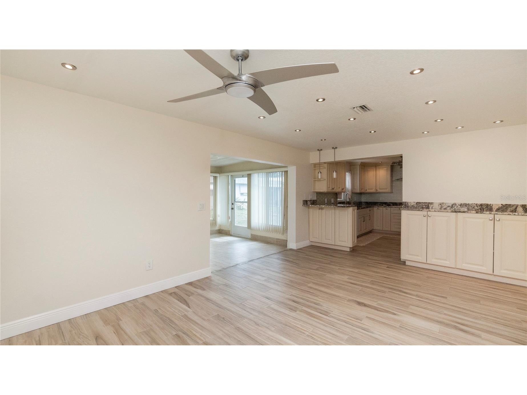 903 Cara Drive #903 Largo FL 33771 TB8487925 image11