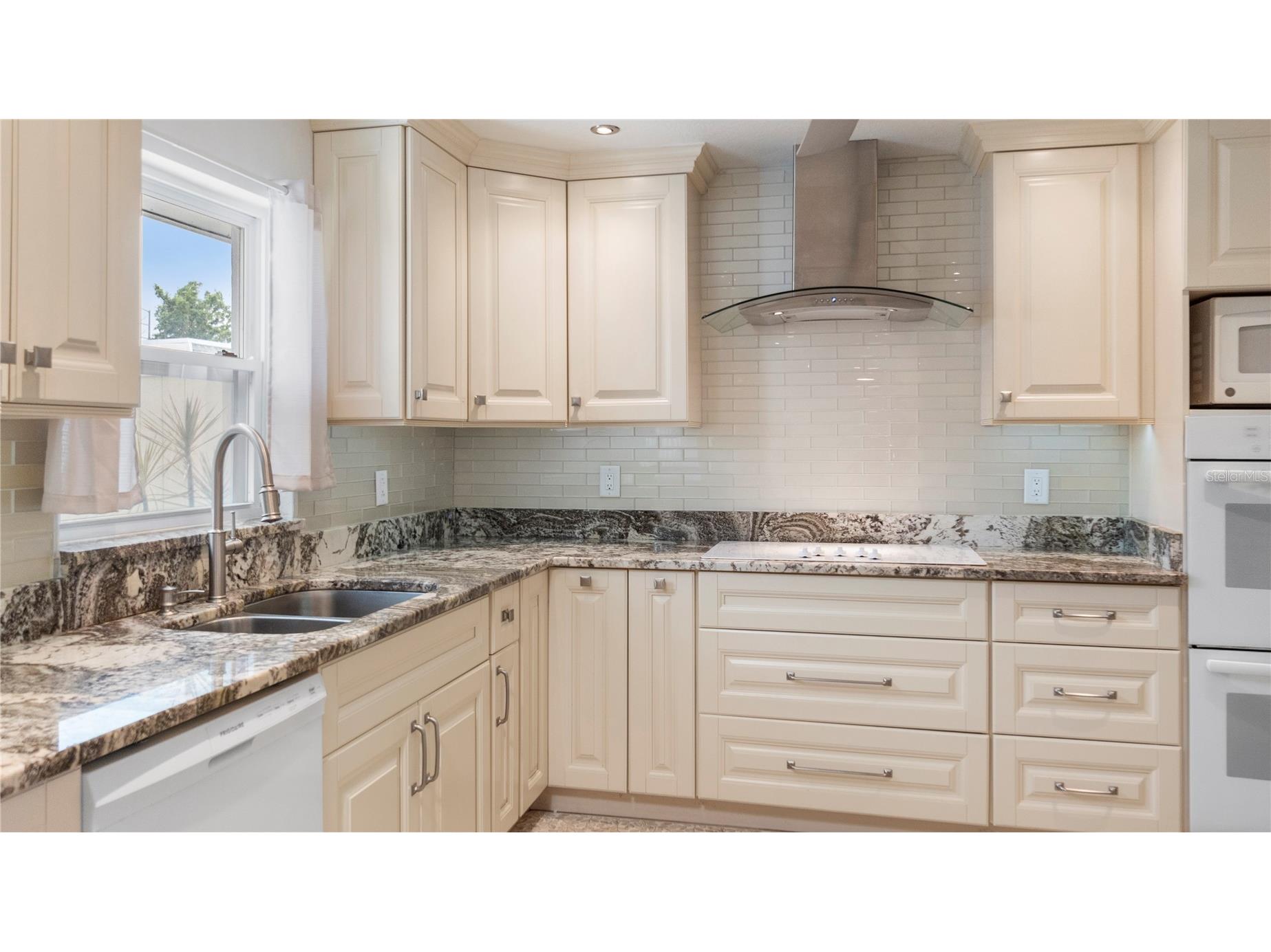 903 Cara Drive #903 Largo FL 33771 TB8487925 image16