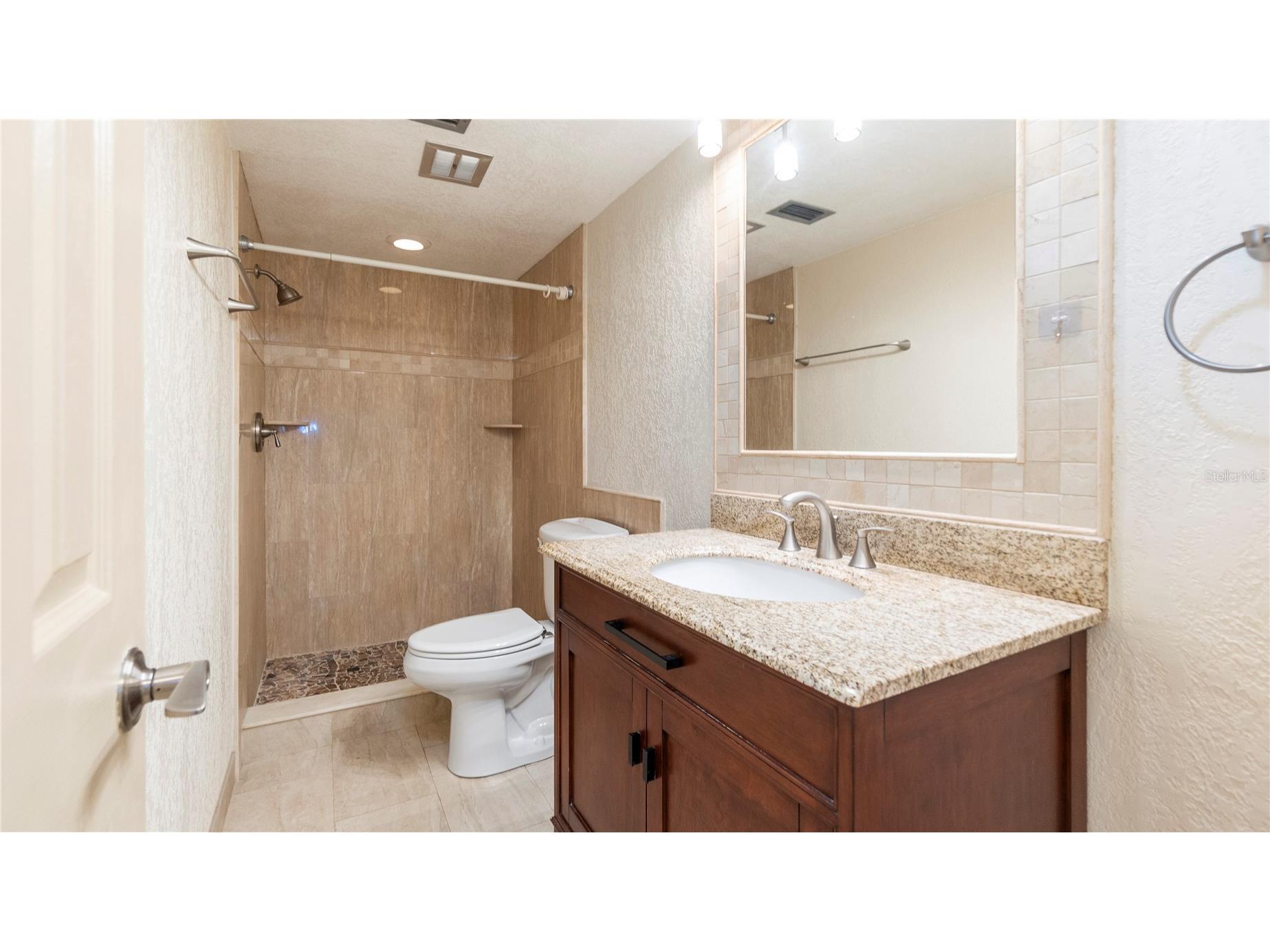 903 Cara Drive #903 Largo FL 33771 TB8487925 image28