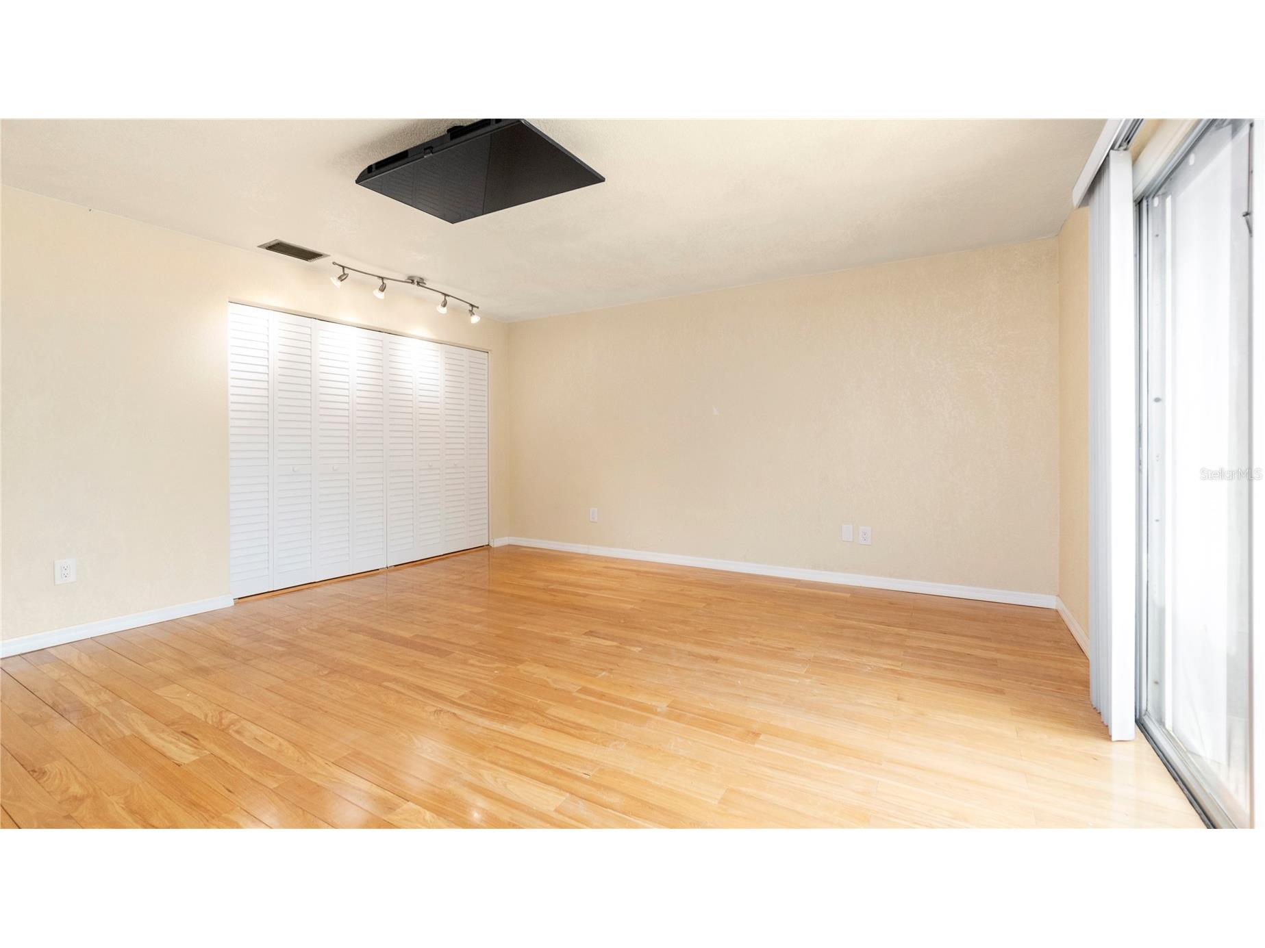 903 Cara Drive #903 Largo FL 33771 TB8487925 image36