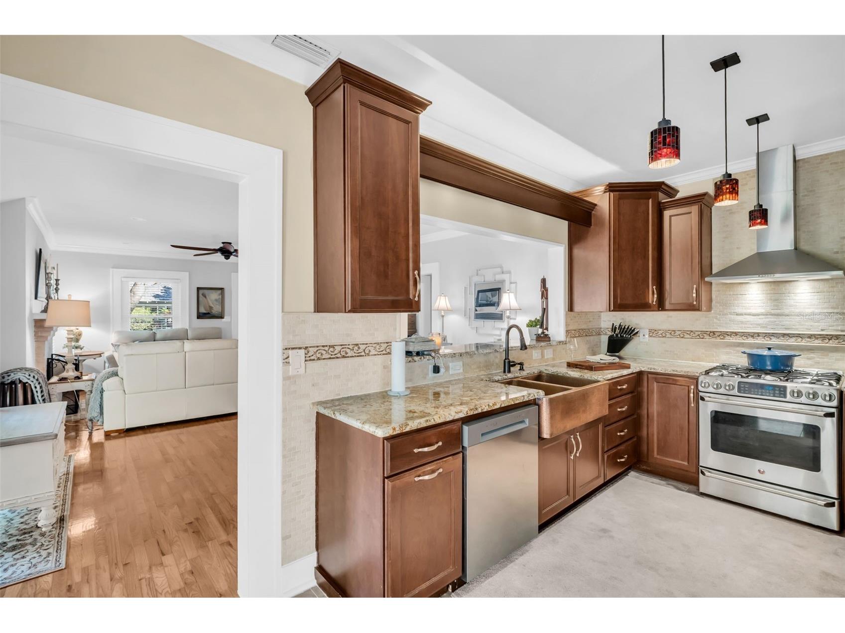 903 E Mcberry Street Tampa FL 33603 TB8472829 image14