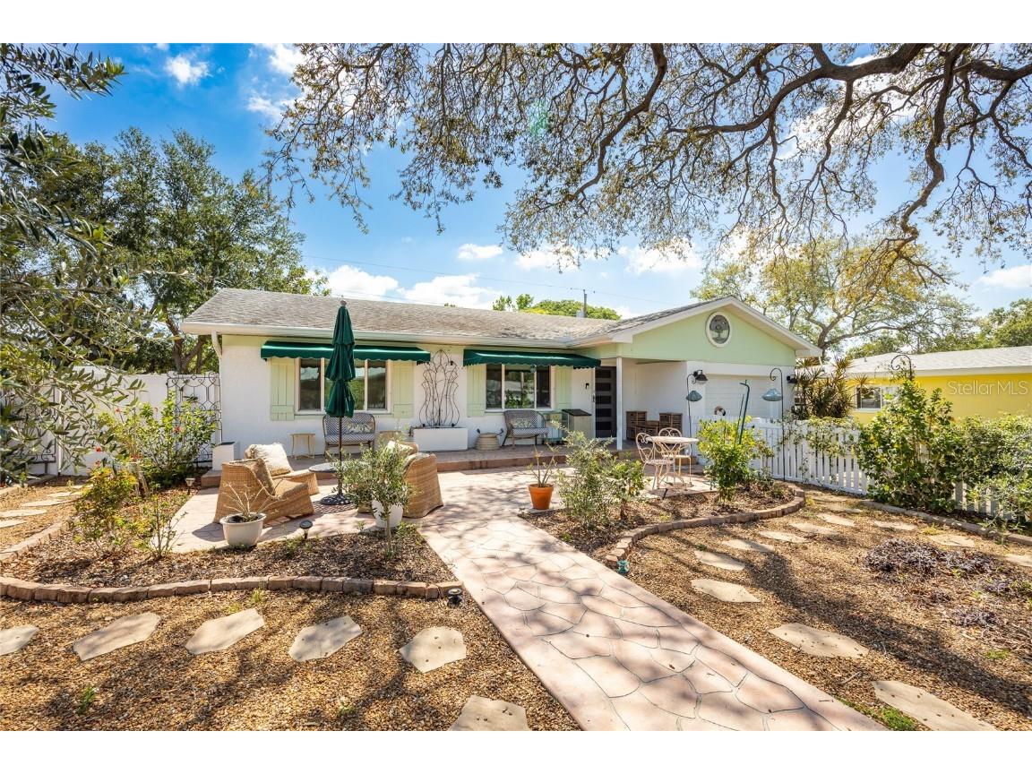 903 Emerson Dr Dunedin FL 34698 TB8373981 image1