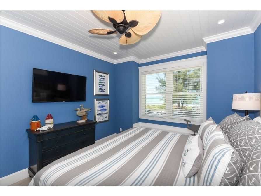 903 Gulf Drive S Bradenton Beach FL 34217 - GULF OF MEXICO A4685357 image32