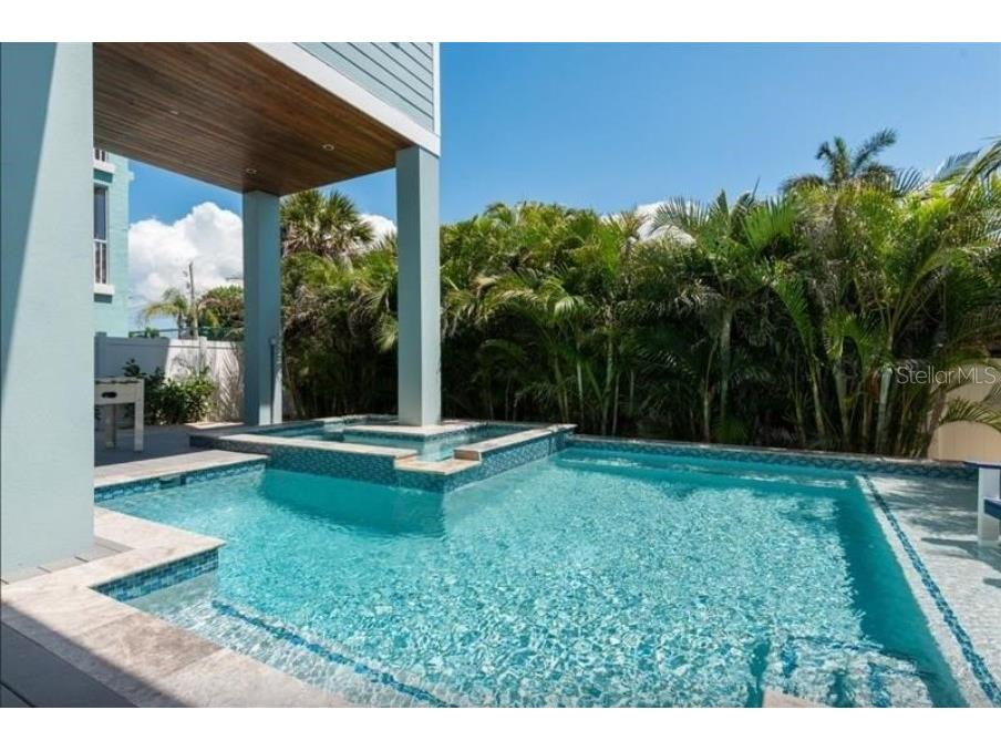 903 Gulf Drive S Bradenton Beach FL 34217 - GULF OF MEXICO A4685357 image43