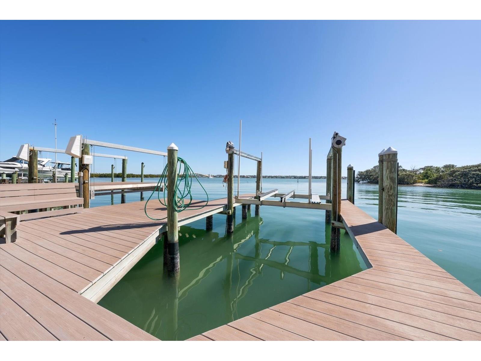 903 Harbor Drive Belleair Beach FL 33786 TB8475058 image76