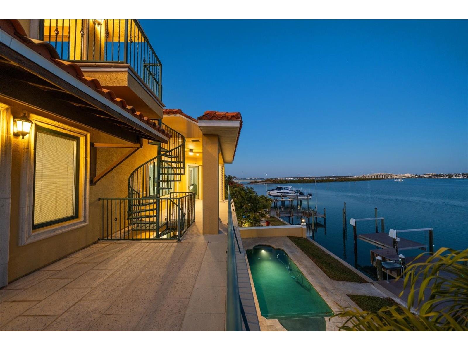 903 Harbor Drive Belleair Beach FL 33786 TB8475058 image84