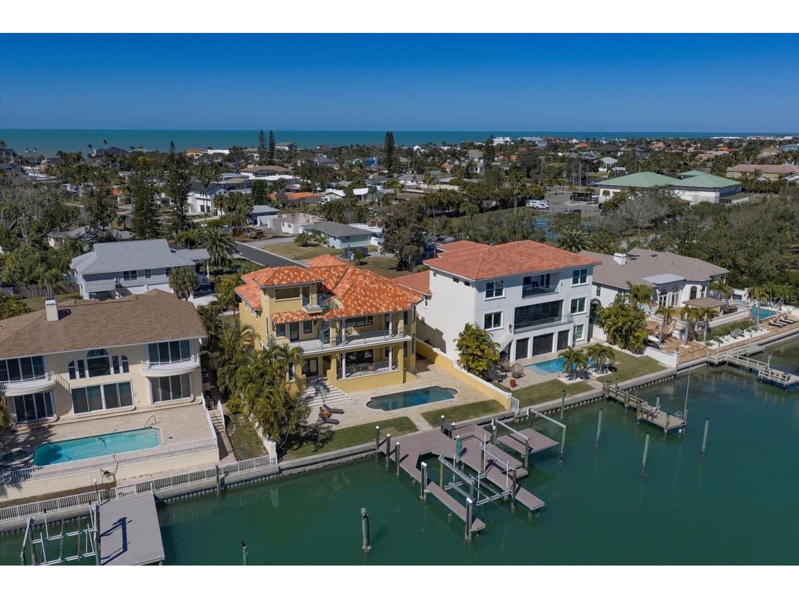 903 Harbor Drive Belleair Beach FL 33786 TB8475058 image93