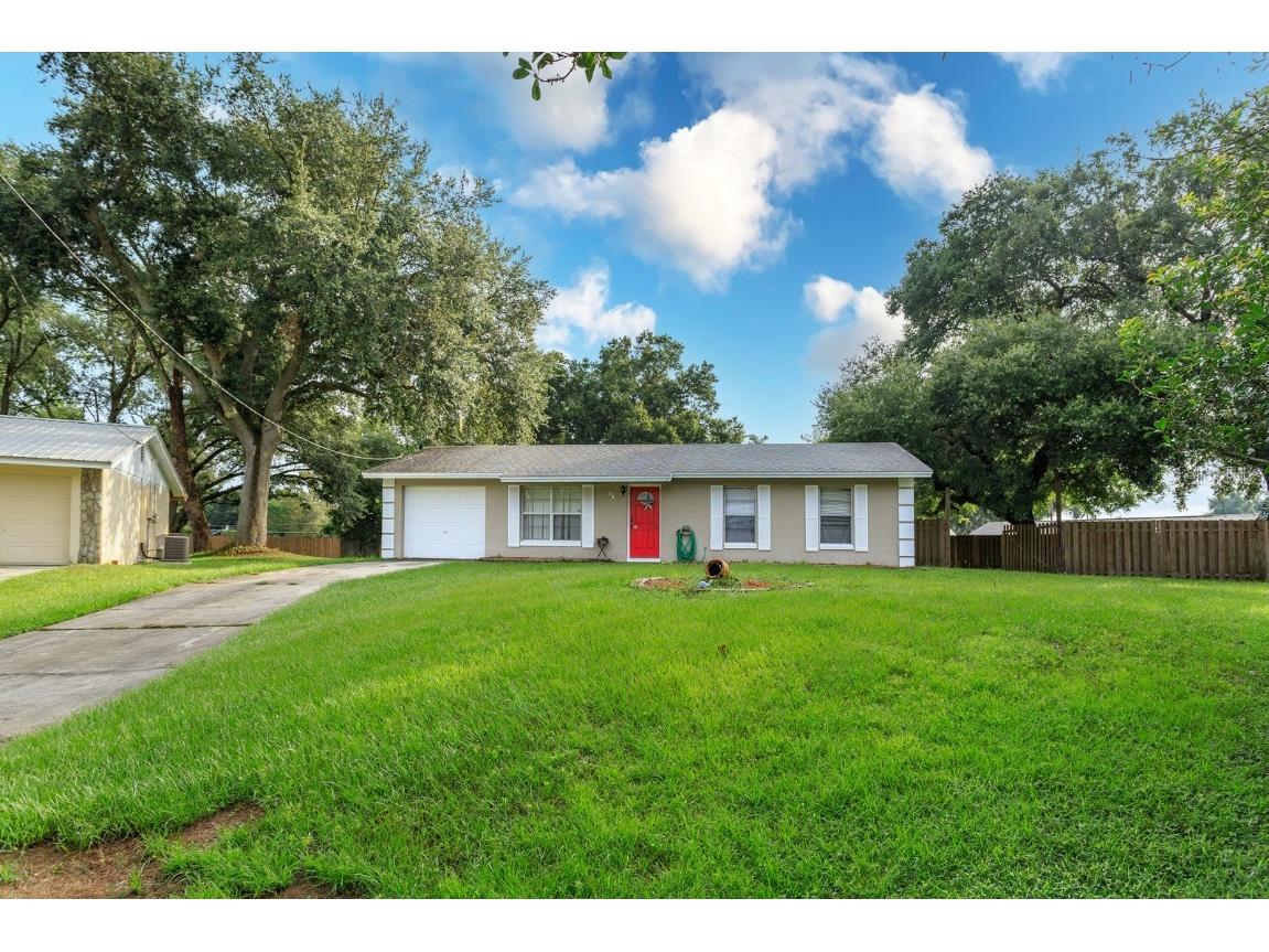 903 Jacaranda Drive Lady Lake FL 32159 G5046441 image1