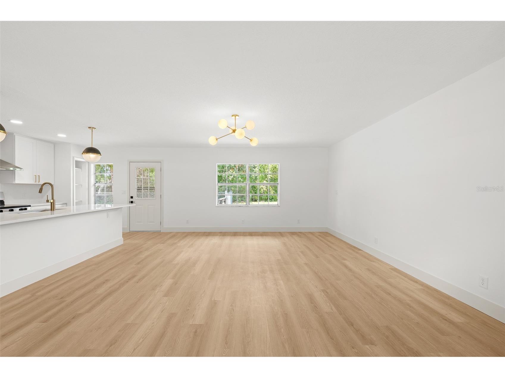 903 Lanewood Drive Seffner FL 33584 TB8494457 image15